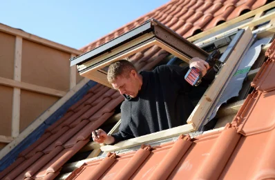 Pose de fenêtres de toit Velux à Domfessel